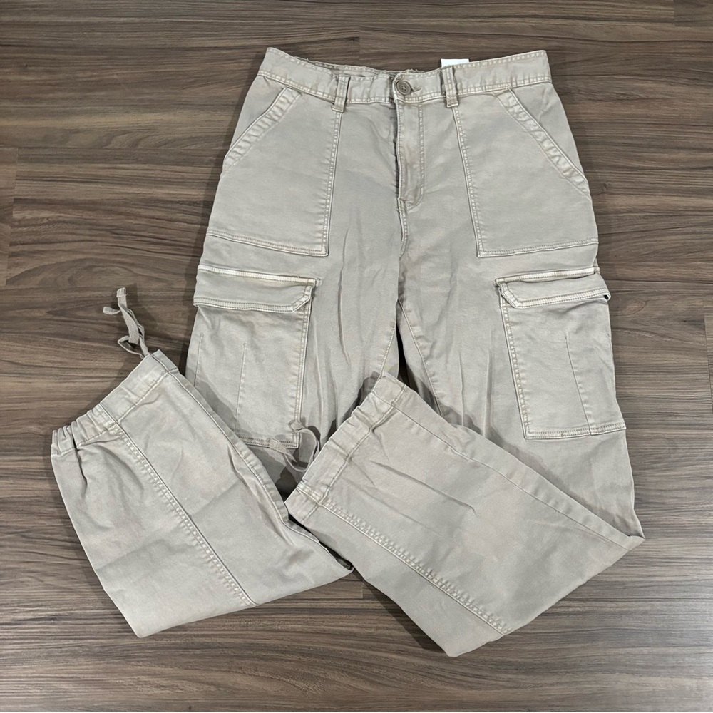H&M cargos